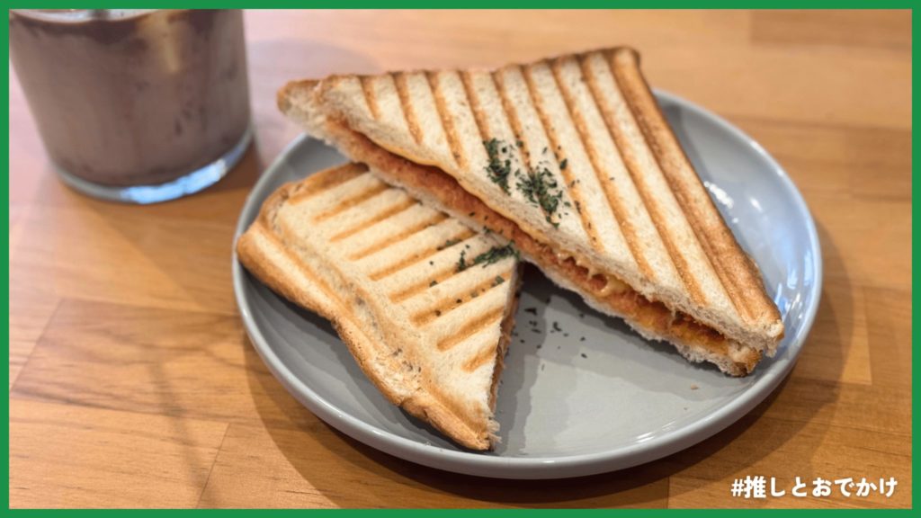 ルール コーヒー&ロースターズ トマトソースのツナメルトサンド