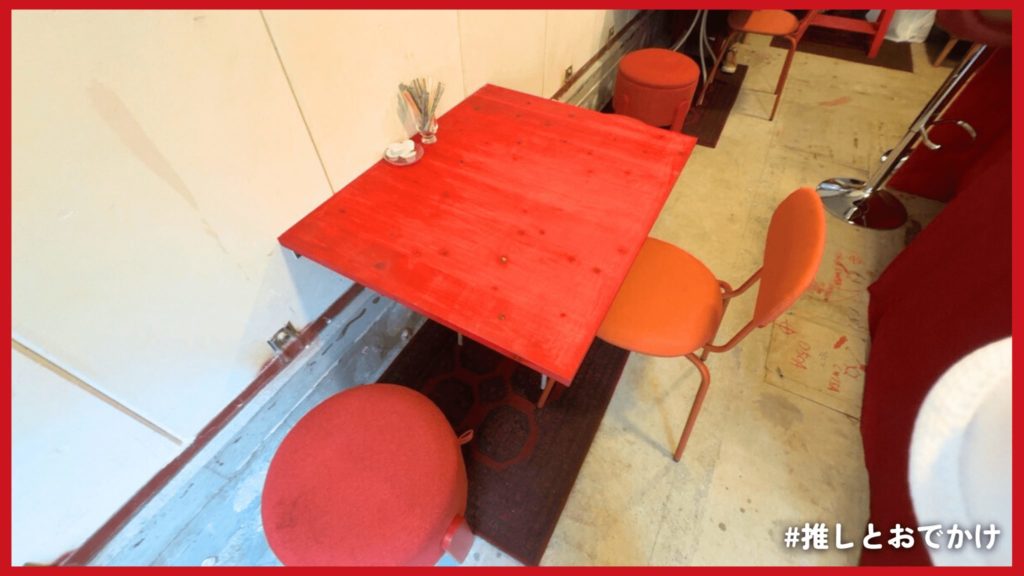 八七子 浅草カフェ 店内