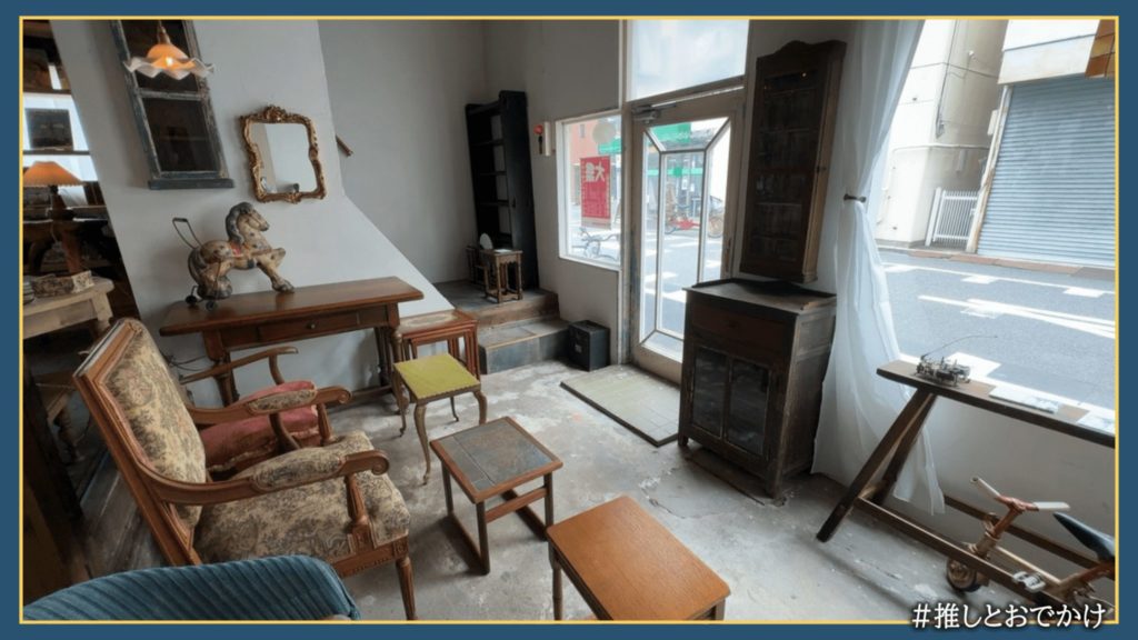 TOE LIBRARY PARC 店内