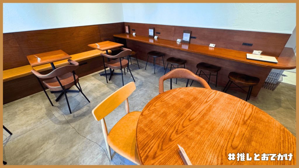 adajio cafe アダジオ カフェ 店内